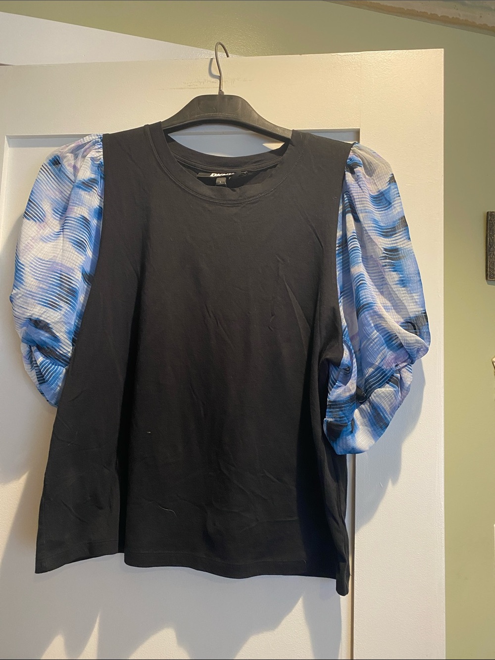 DKNY Black Logo Crewneck Tee